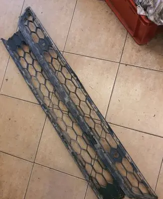 Volkswagen Amarok Front bumper lower grill 2H6853677 18388D 8388D