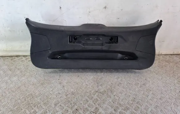 BMW X2 F39 Tailgate trim 51497423855 51497435057 1499491204
