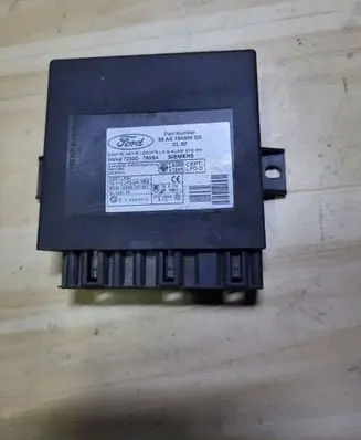 Ford Focus Comfort/convenience module 5WK47230D