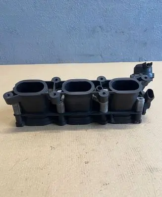 Audi A6 S6 C6 4F Fuel main line pipe 06E133109N