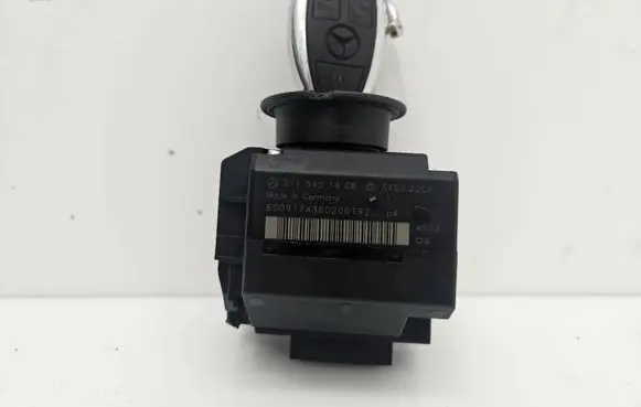 Mercedes-Benz E W211 Ignition lock 2115451408 33002209 6009174360206192