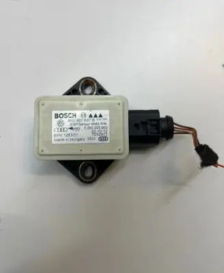 Audi A5 8T 8F ESP acceleration yaw rate sensor 8R0907637B 0265005853 7052901