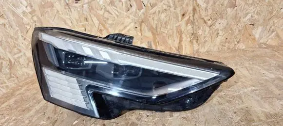Audi A3 8Y Headlight/headlamp 8y0941036
