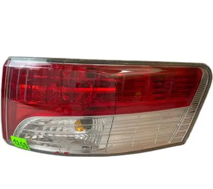 Toyota Avensis T270 Rear/tail lights set