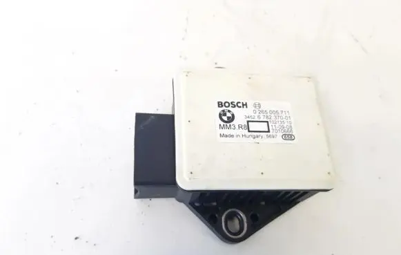 BMW 5 E60 E61 ESP acceleration yaw rate sensor 0265005711 34526782370-01