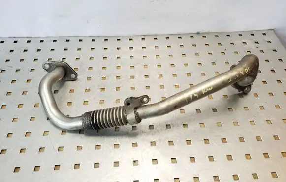 Seat Altea XL EGR valve line/pipe/hose