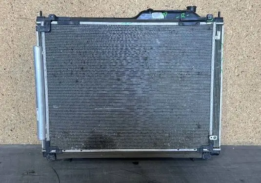 Subaru Ascent Radiator set 