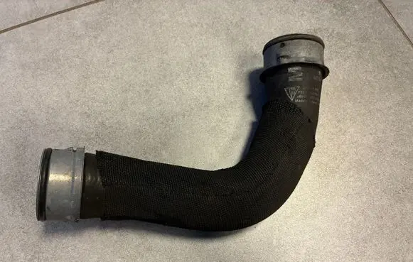 Porsche 911 991 Engine coolant pipe/hose 9PA121642
