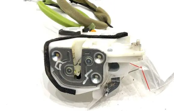 Mazda CX-5 Rear door lock