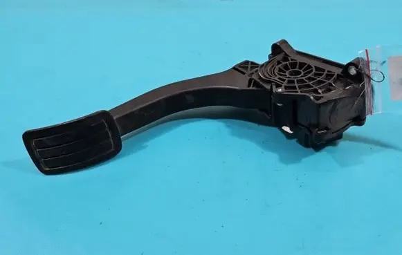 Peugeot 308 Accelerator throttle pedal 86ET340514537 IMPRK1383684
