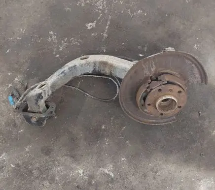 BMW X3 E83 Rear wheel hub