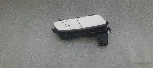 Mercedes-Benz C W205 Seat heating switch A2139057302