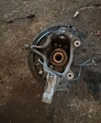 Renault Laguna III Front wheel hub
