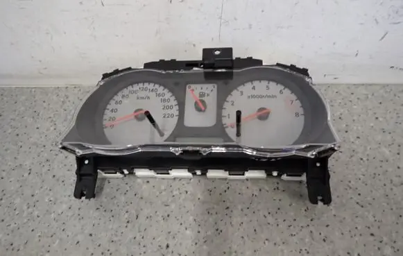 Nissan Note (E11) Speedometer (instrument cluster) 9U50D