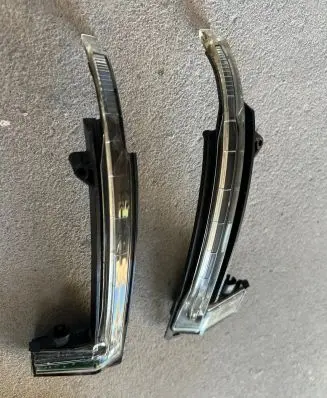 Audi A4 S4 B8 8K Mirror indicator light 8K0949101E