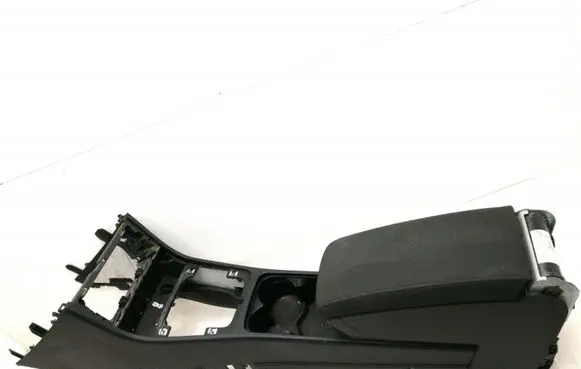 Volkswagen PASSAT B6 Center console 3C0864207TSQ 3C0863319S 3C2863241AN