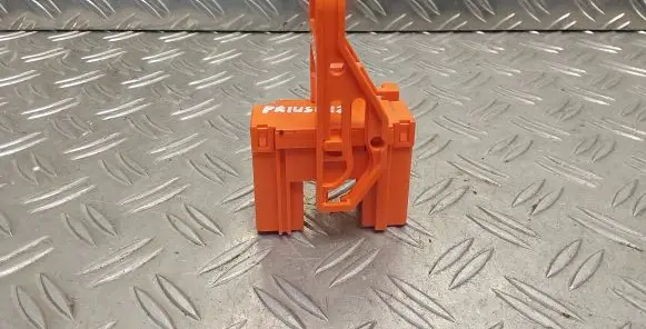 Toyota Prius+ (ZVW40) Fuse 