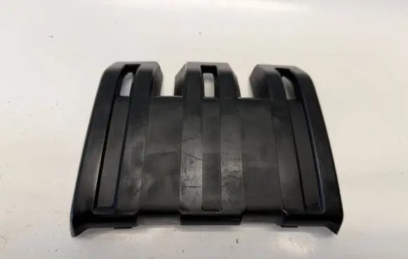 Skoda Kamiq Front bumper upper radiator grill 658853655