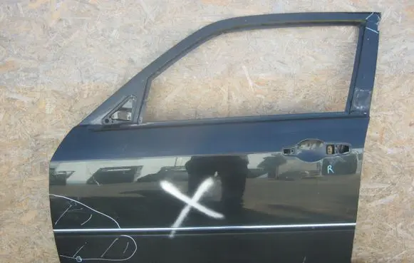 Chrysler 300 - 300C Front door
