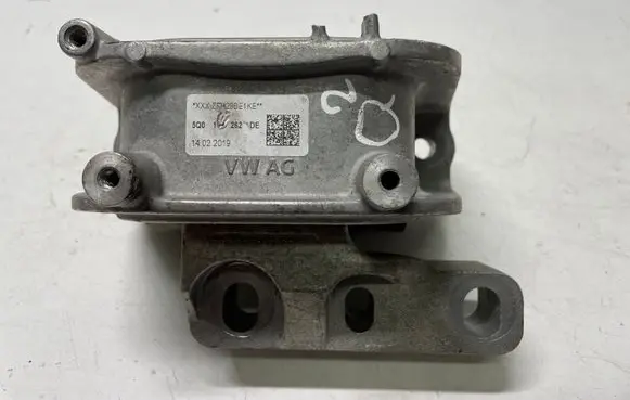 Audi Q2 - Engine mount bracket 782215145182 5Q0199262DE
