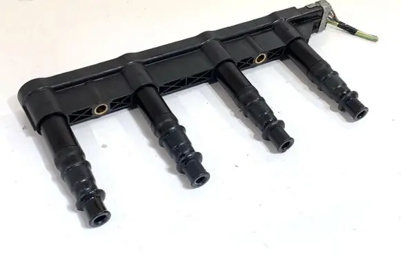Citroen C4 I High voltage ignition coil 9651710680