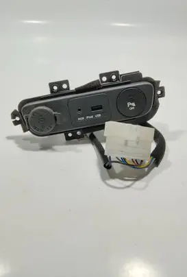 KIA Sportage 12 V Socket (front) 846333U910 846323U900