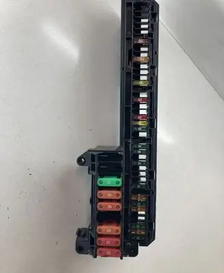 BMW 5 E60 E61 Fuse box set 15613290