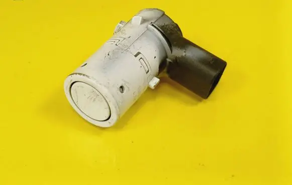 Mercedes-Benz A W169 Parking PDC sensor 4687755