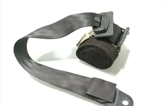 Peugeot 3008 I Rear seatbelt 9682036280