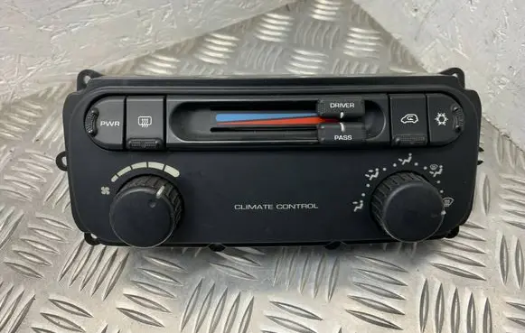 Chrysler Voyager Climate control unit 05005002AF 2700240147 002AE