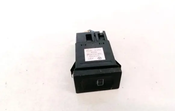 Volkswagen PASSAT B5 Windscreen/window heater switch 3B0959621C