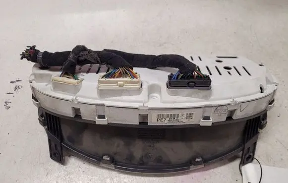 Hyundai Tucson JM Speedometer (instrument cluster) 940032E551 11000727810H
