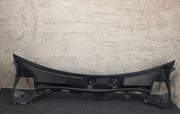 Wiper trim