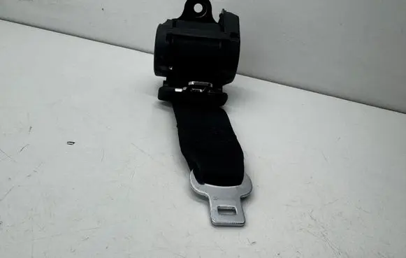 Jaguar XE Middle seatbelt (rear) GX73600A38