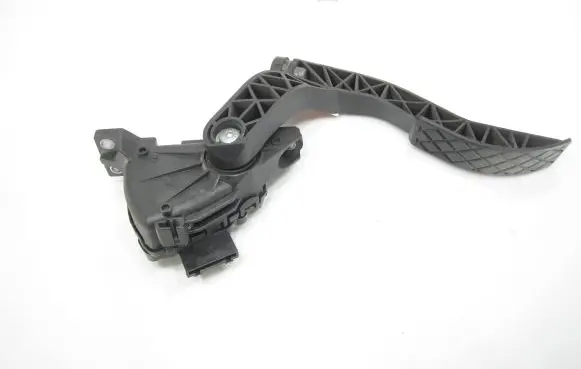 Audi A4 S4 B7 8E 8H Accelerator throttle pedal 8E1723523C 6PV00837500
