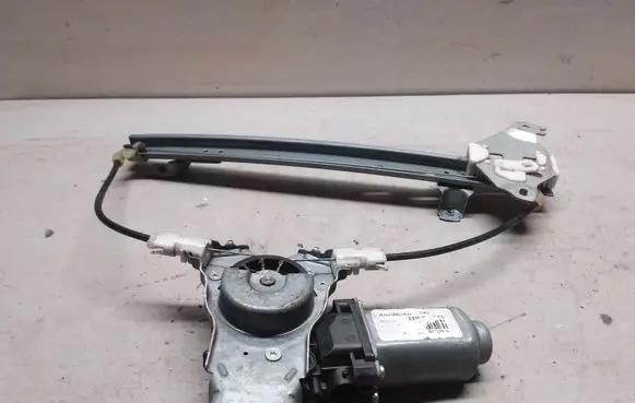Nissan Qashqai+2 Rear door window regulator with motor 402190A