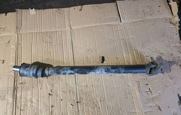 Mitsubishi Pajero Front prop shaft 