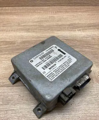 Chrysler Voyager Airbag control unit/module 04686256 0285001093