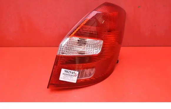 Skoda Fabia Mk2 (5J) Rear/tail lights 0000