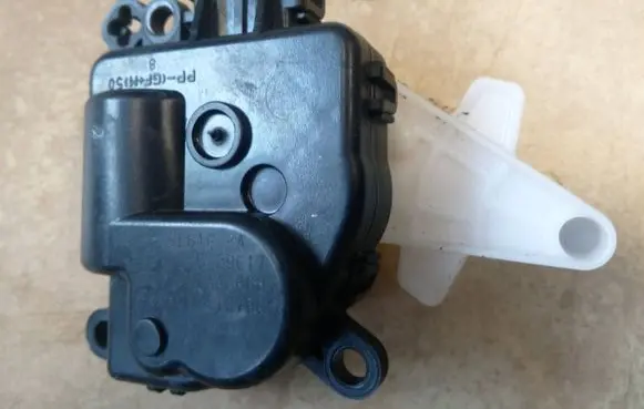 Ford S-MAX Air flap motor/actuator GS7H19E616AA NE70168