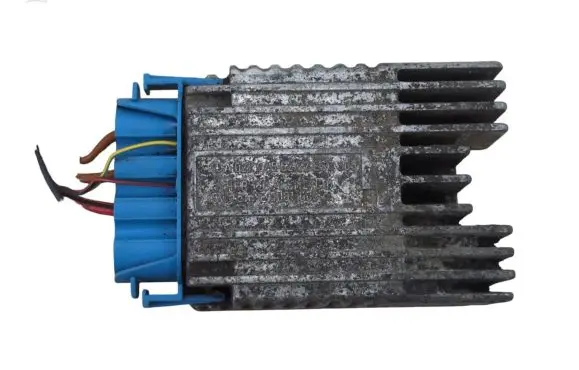 Mercedes-Benz E W210 Coolant fan relay A0225456232 ESG300