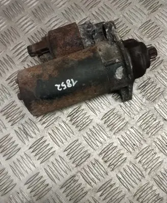 Skoda Fabia Mk1 (6Y) Starter motor 0986016980