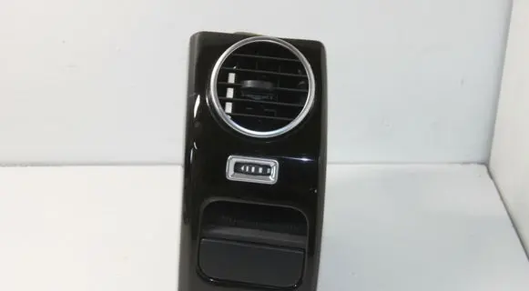Land Rover Discovery 3 - LR3 Dashboard side air vent grill/cover trim 8H2201454