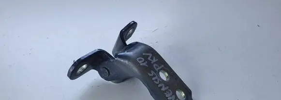 Toyota Avensis T270 Front door upper hinge