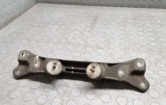 BMW 5 E39 Gearbox mounting bracket 1092477