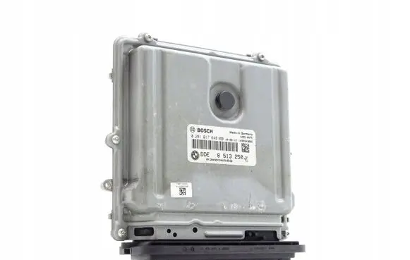 BMW 5 F10 F11 Engine control unit/module 8513250