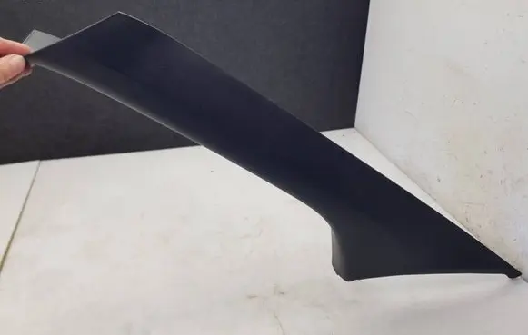Mercedes-Benz Sprinter W907 W910 (C) pillar trim A9076906102