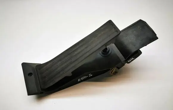 BMW 5 E60 E61 Accelerator throttle pedal 6772645 35426772645
