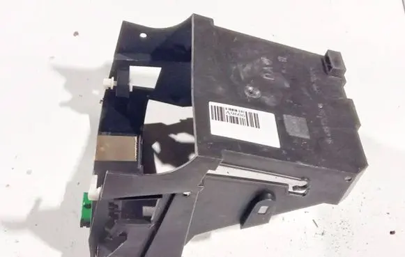 Citroen Berlingo Fuse box set 964857228002