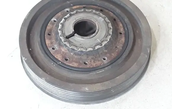 Renault Megane II Crankshaft pulley 28317